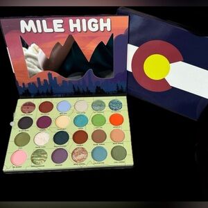 New Peachy Queen Colorado Eyeshadow Palette